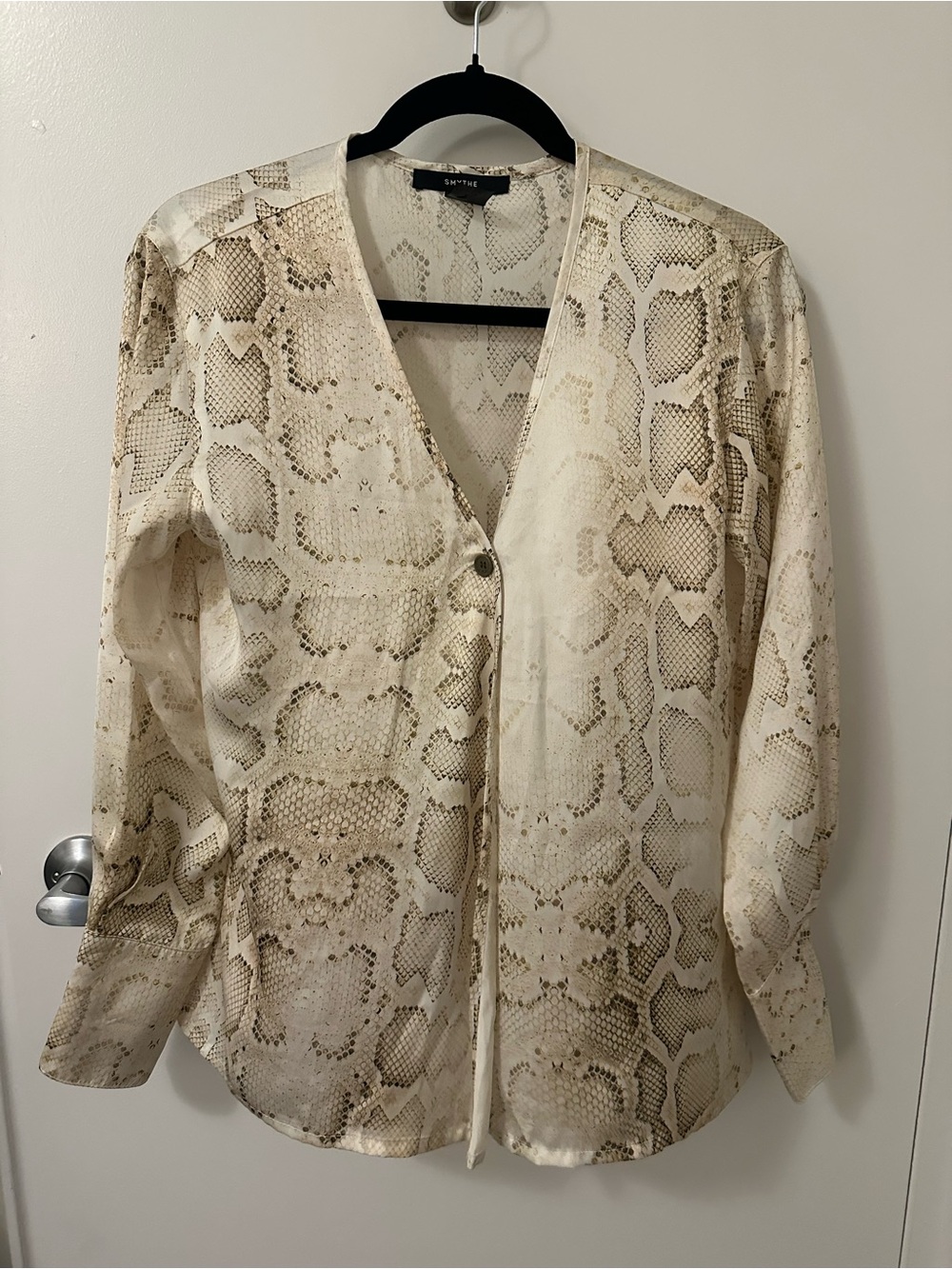 Smythe Single Button Blouse, Python Print, sz Small - Picture 3 of 5